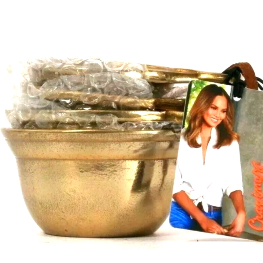 Cravings By Chrissy Teigen Gold Colored Aluminum Measuring Cup Set